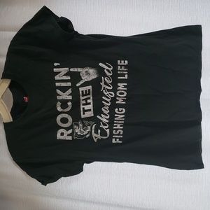 Hunter Green fishing mom tee-shirt